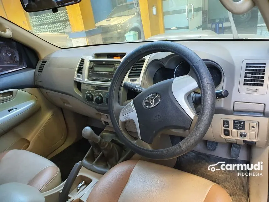 2012 Toyota Hilux G Pick-up