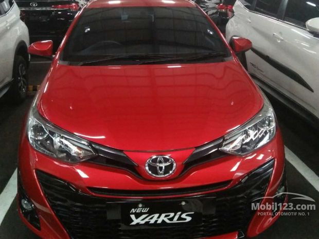 Toyota Yaris Mobil  Bekas  Baru  dijual  di Jember  Jawa 