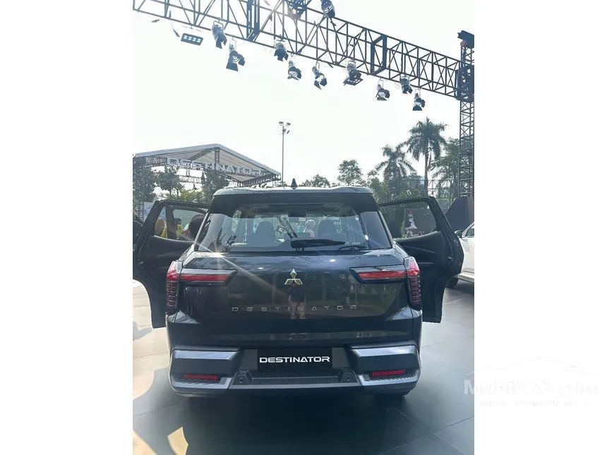 2026 Mitsubishi Destinator Ultimate Premium SUV