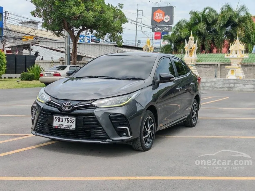 2021 Toyota Yaris Ativ Sport Sedan