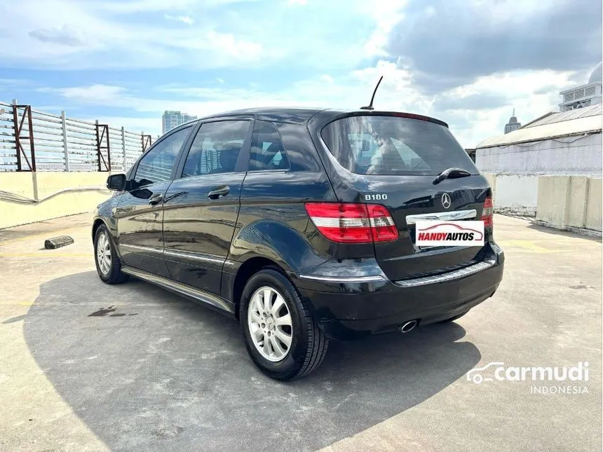 2010 Mercedes-Benz B180 Hatchback