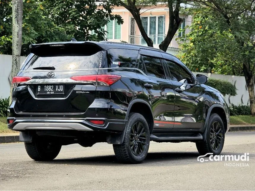 2020 Toyota Fortuner VRZ TRD 4X2 SUV