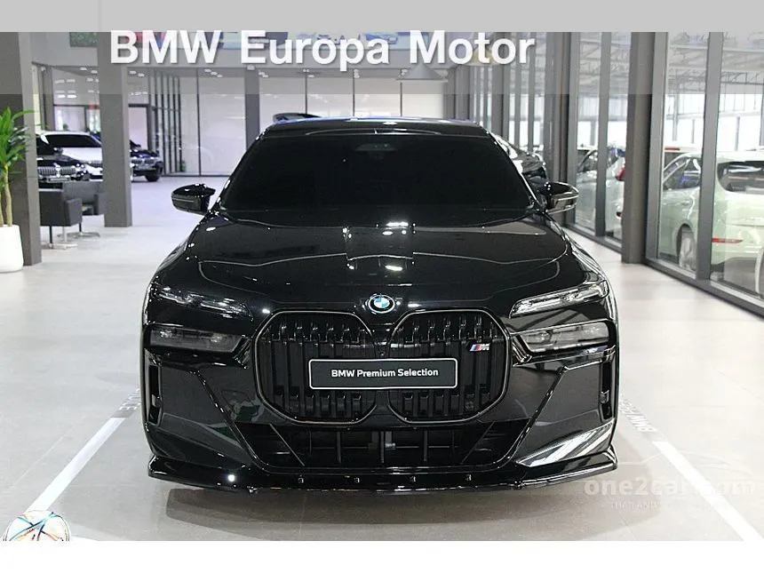 2024 BMW M760e xDrive Sedan