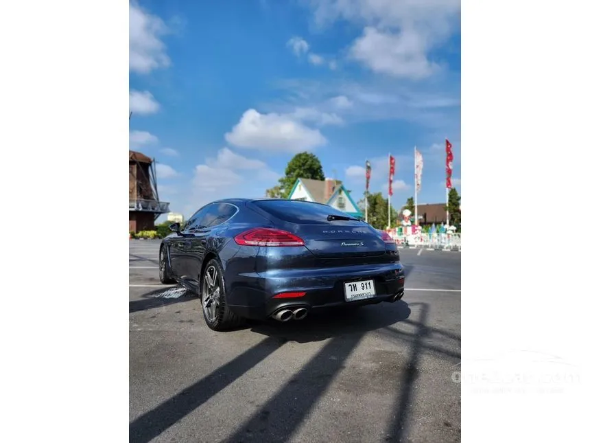 2013 Porsche Panamera S E-Hybrid Sedan
