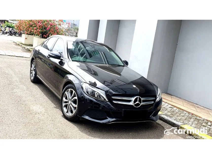 2016 Mercedes-Benz C200 Avantgarde Sedan
