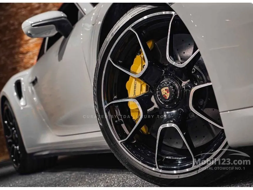 2024 Porsche 911 Turbo S Convertible