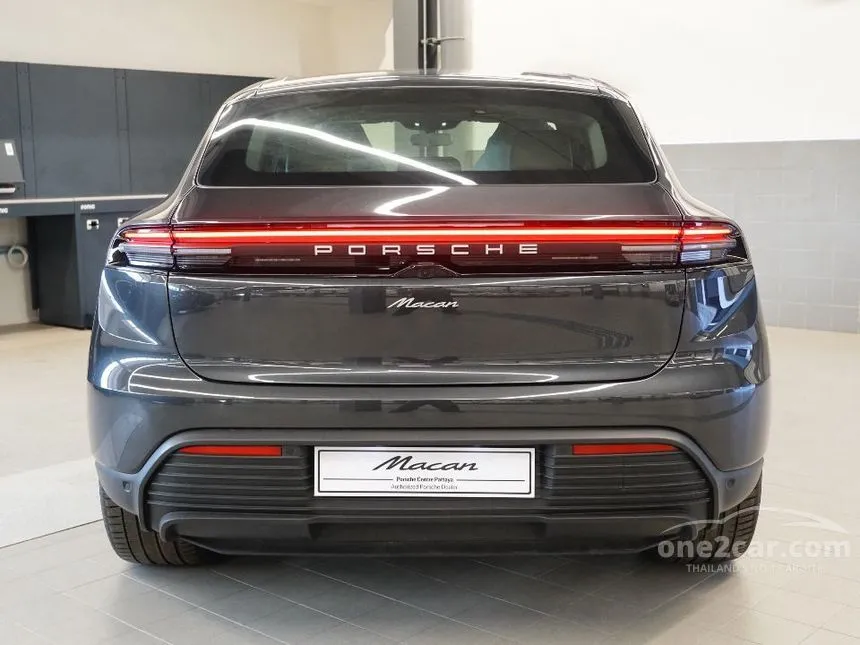 2025 Porsche MACAN Electric SUV