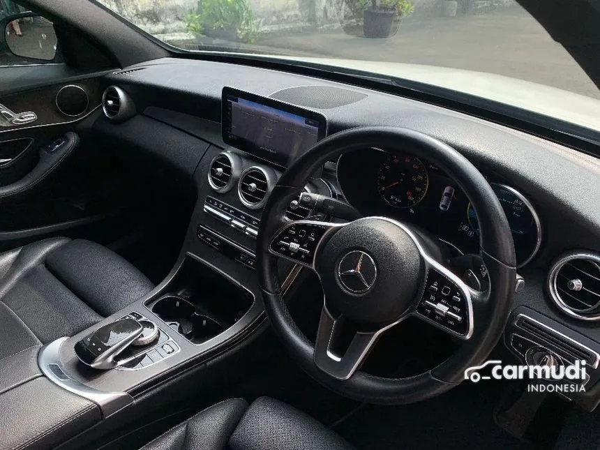 2019 Mercedes-Benz C200 EQ Boost Sedan