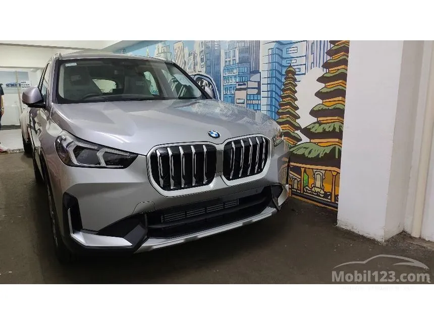 Jual Mobil BMW X1 2023 sDrive18i M Sport 1.5 di DKI Jakarta Automatic SUV Silver Rp 985.000.000
