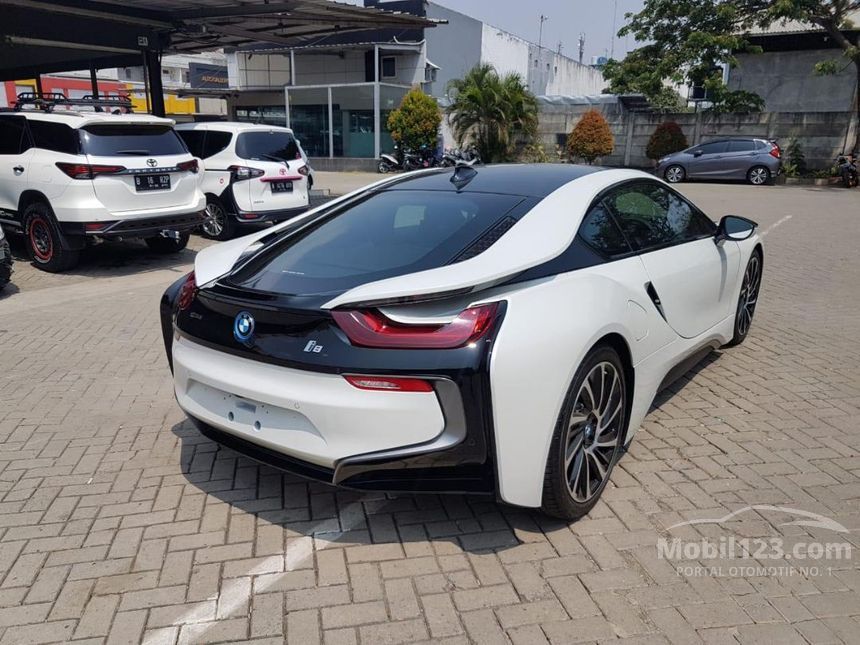 Jual Mobil  BMW  i8  2021 I12 1 5 di DKI Jakarta Automatic 