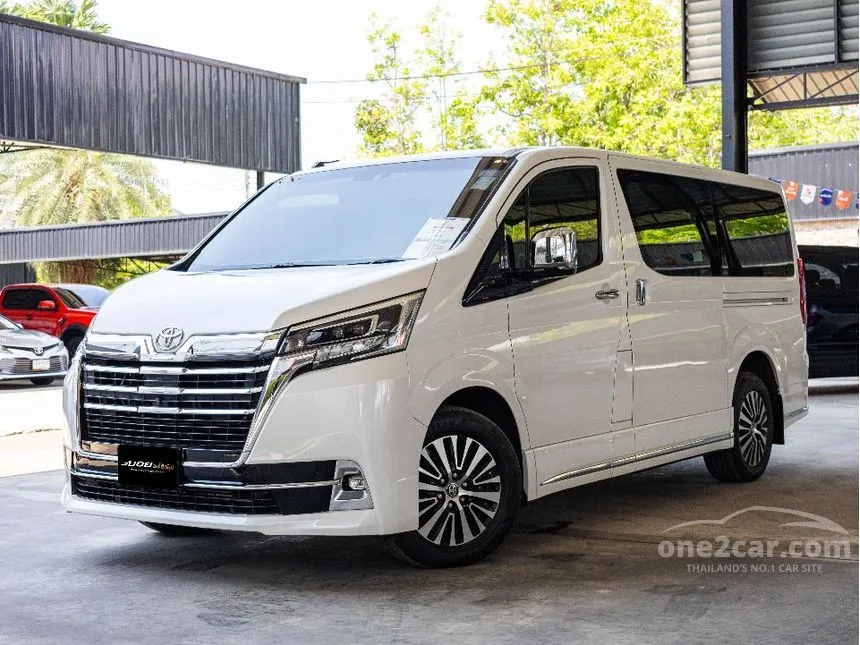 2020 Toyota Majesty Premium Van