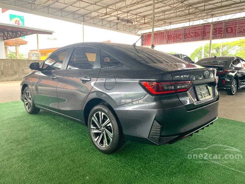 2023 Toyota Yaris Ativ Sport Sedan