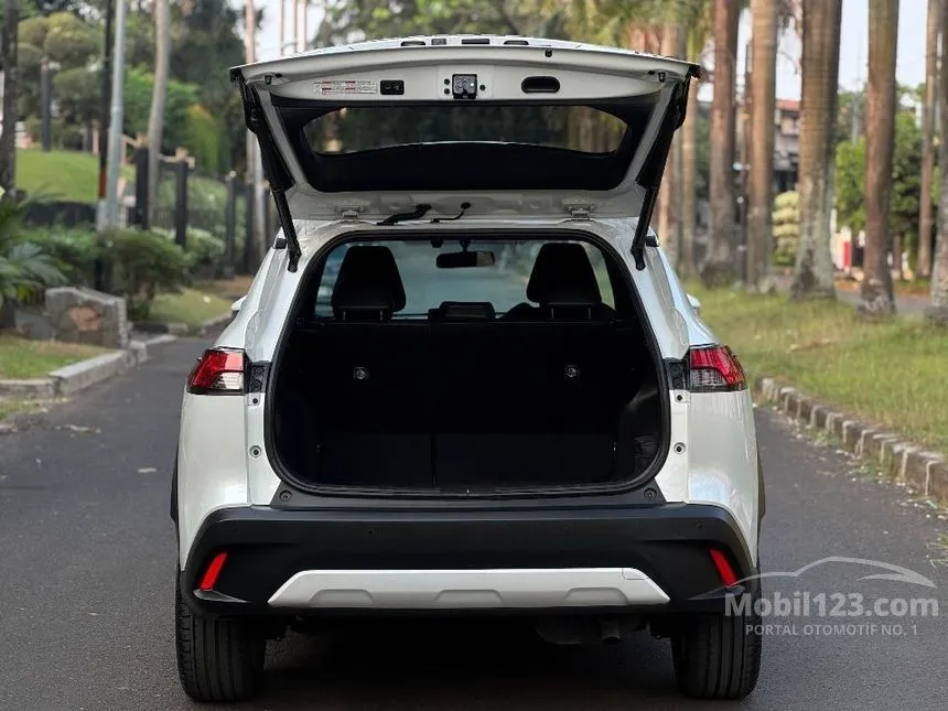 2022 Toyota Corolla Cross Hybrid SUV