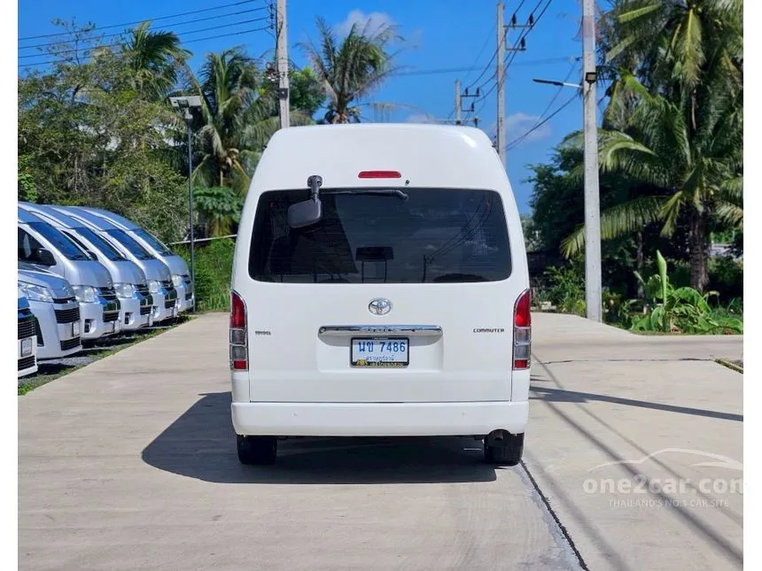 2013 Toyota HIACE D4D Van