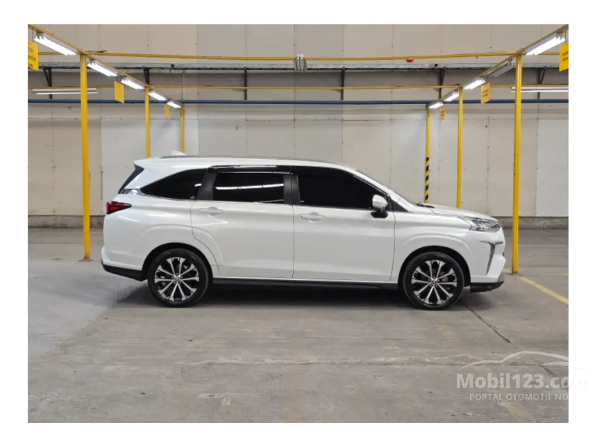 2022 Toyota Veloz Q TSS (Premium Color) MPV