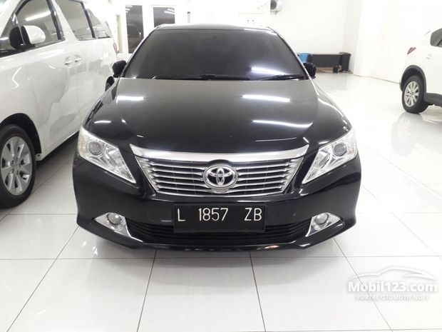 Toyota Camry  V Mobil  Tahun  2014 2014 Bekas Baru dijual 