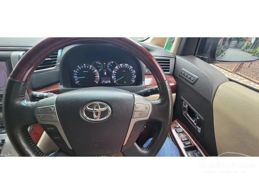 2008 Toyota Alphard MPV