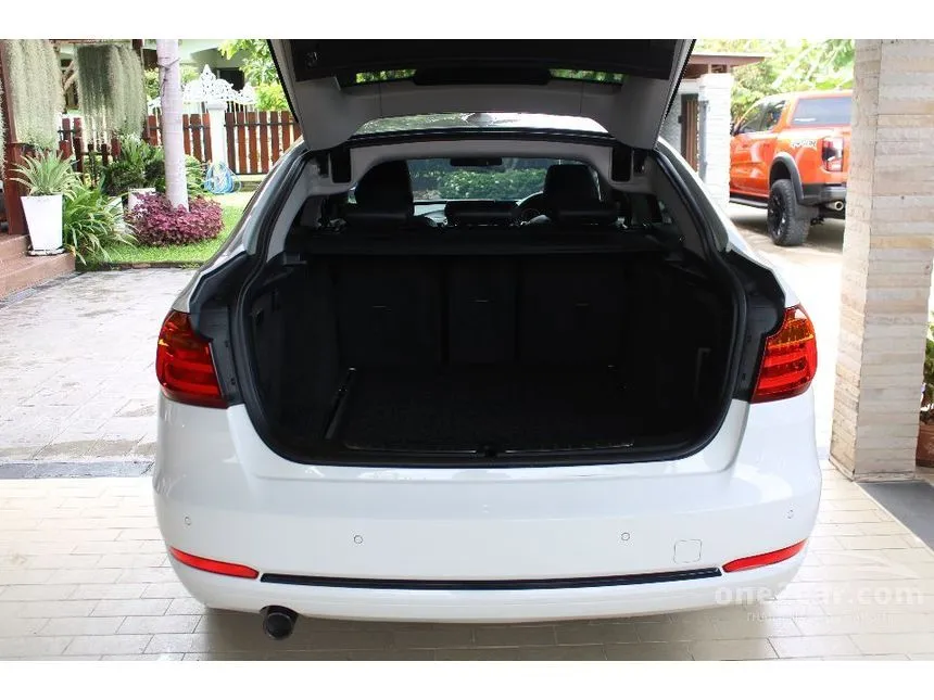 2013 BMW 320d Gran Turismo Sport Sedan