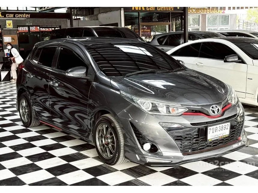 2018 Toyota YARIS G Hatchback