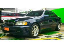 2000 Mercedes-Benz C240 2.6 Elegance W202 Sedan