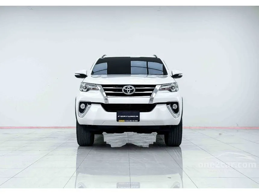 2016 Toyota FORTUNER V SUV