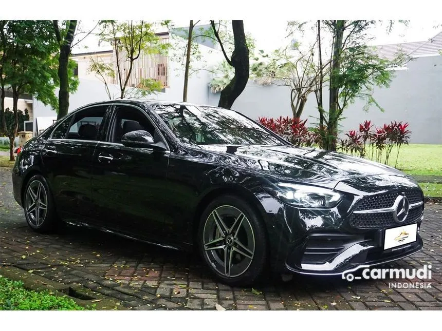 2023 Mercedes-Benz C300 AMG Line Sedan