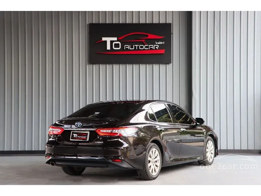 2020 Toyota CAMRY Hybrid Sedan