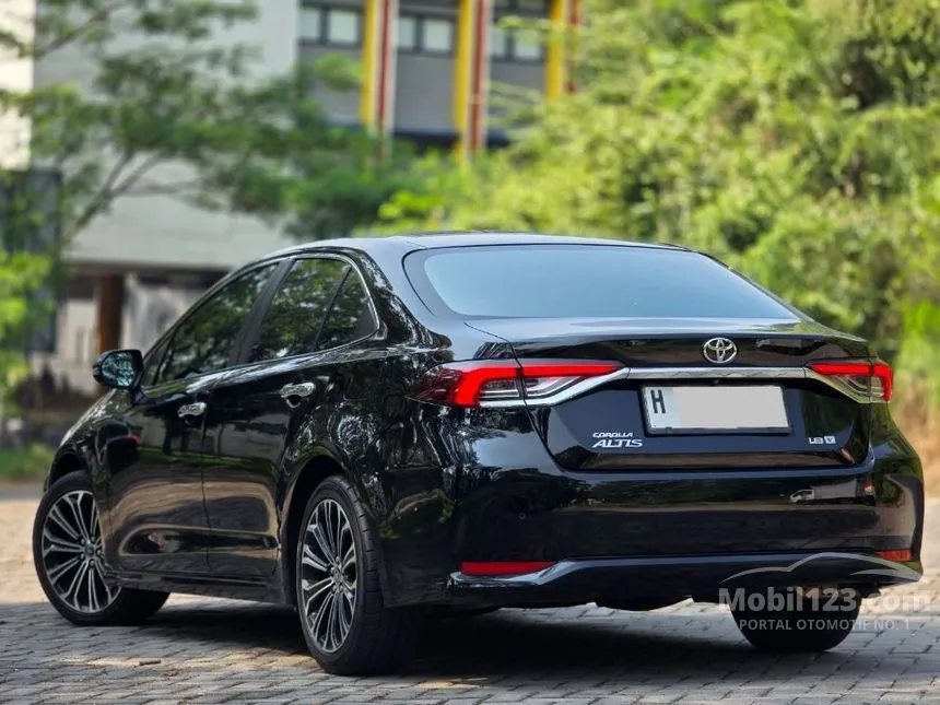 2020 Toyota Corolla Altis V Sedan