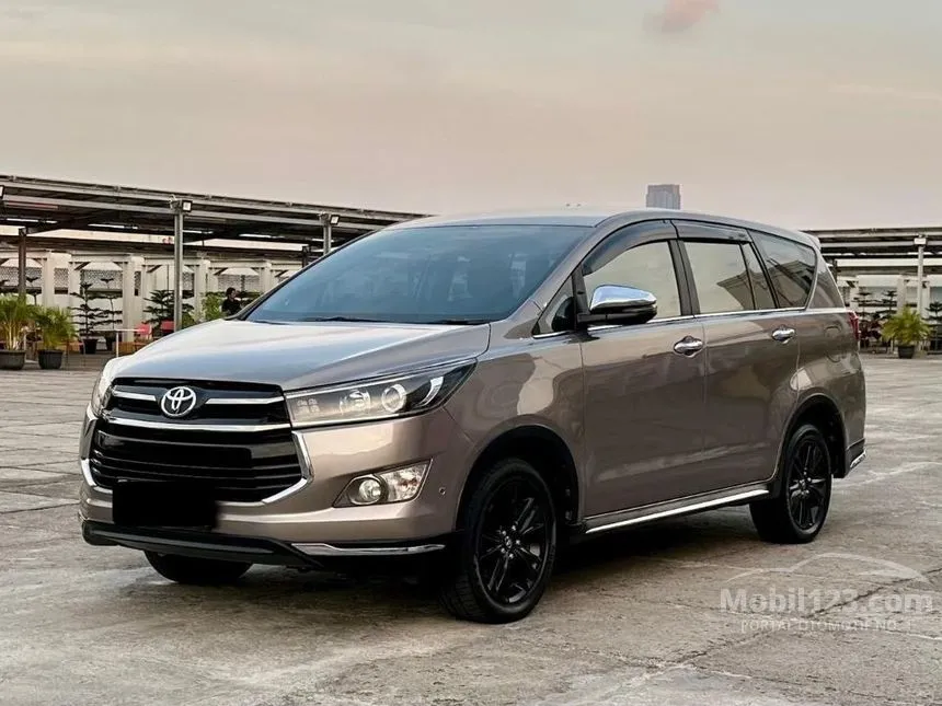 2018 Toyota Kijang Innova Venturer MPV