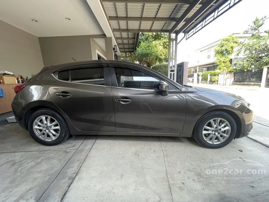 2014 Mazda 3 C Sports Hatchback