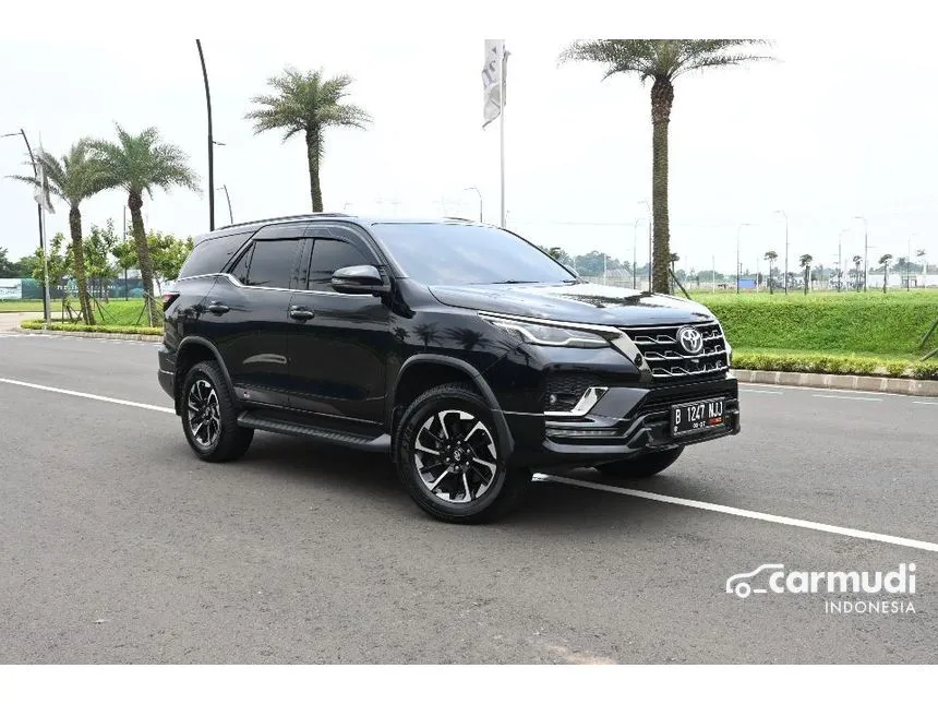 2022 Toyota Fortuner GR Sport 4X2 SUV