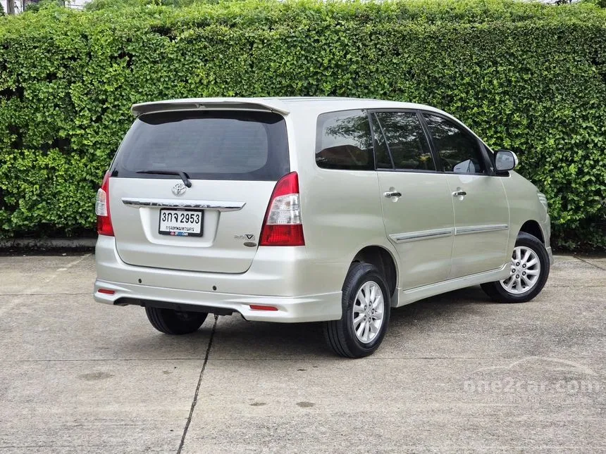 2013 Toyota INNOVA V Wagon