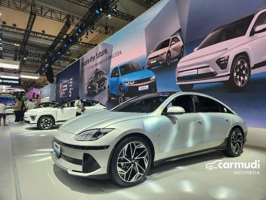 2023 Hyundai IONIQ 6 Signature Long Range Sedan