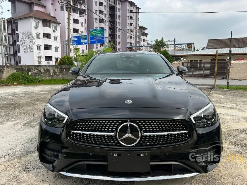 2022 Mercedes-Benz E200 AMG Sedan