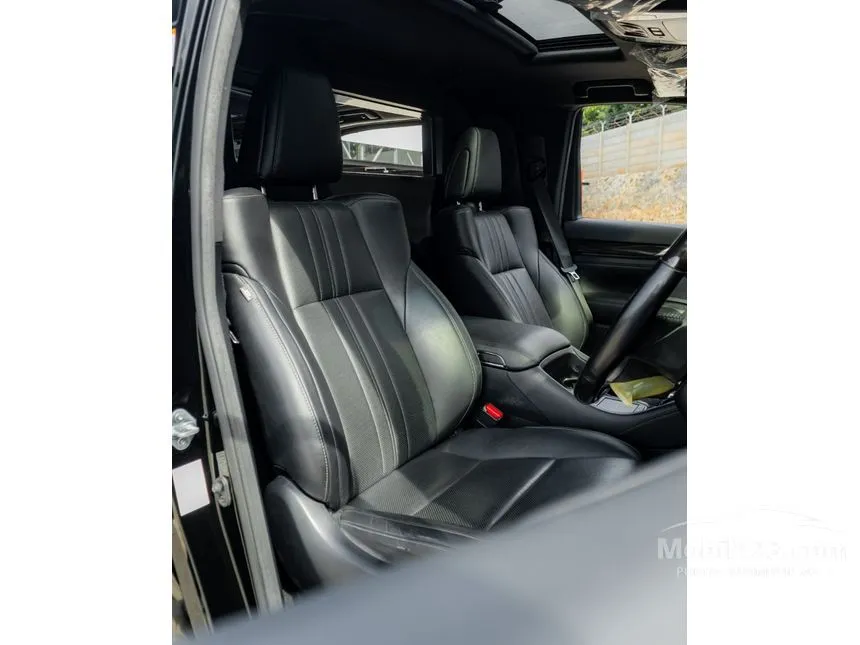 2021 Lexus LM 350 4 Seater MPV