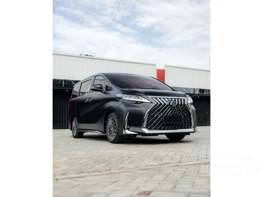 2021 Lexus LM 350 4 Seater MPV