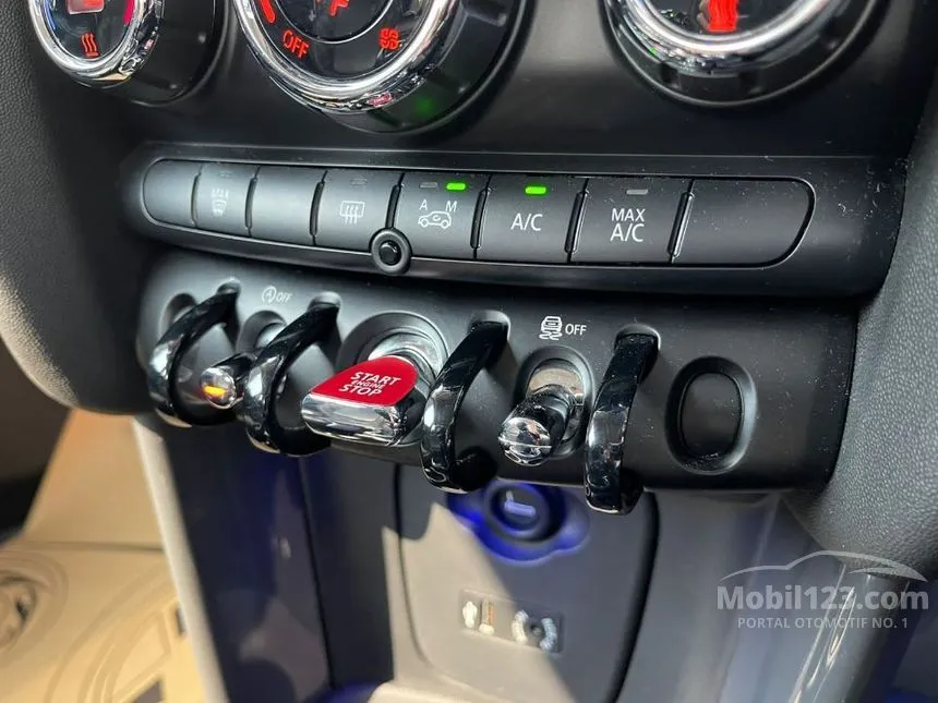 2016 MINI Cooper Hatchback