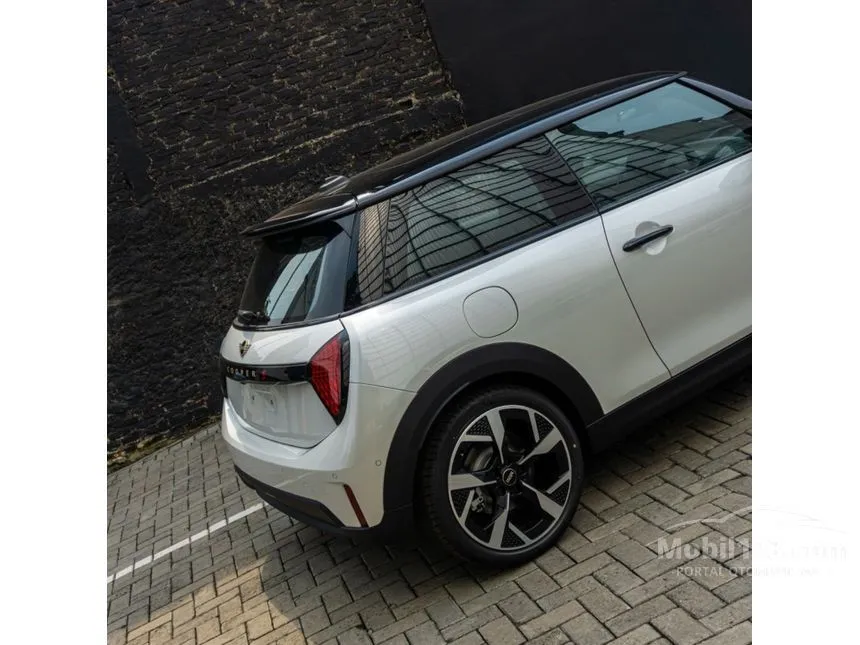 2024 MINI Cooper S 3 Door Hatchback
