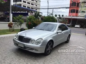 2004 Mercedes-Benz E240 2.6 Avantgarde Sedan