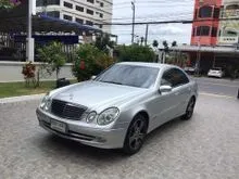 2004 Mercedes-Benz E240 2.6 W211 (ปี 03-09) Avantgarde Sedan