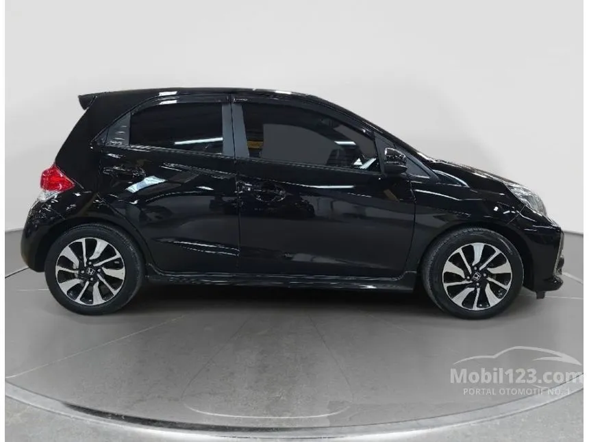 2017 Honda Brio RS Hatchback