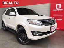 2015 Toyota Fortuner 3.0 (ปี 12-15) V SUV AT