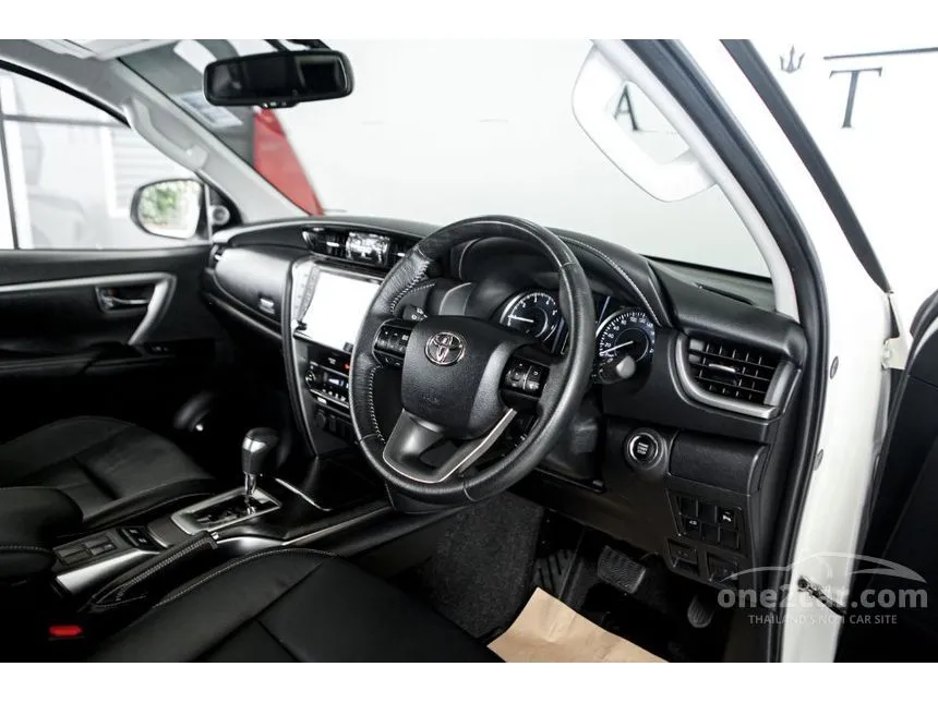 2021 Toyota Fortuner V SUV