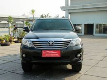 Toyota Fortuner Bensin 2.7 G Luxury AT 2011 Hitam - a.n Perorangan - Mulus - Sangat Terawat - Kredit DP MURAH