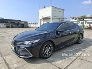 2023 Toyota Camry 2.5 V Sedan