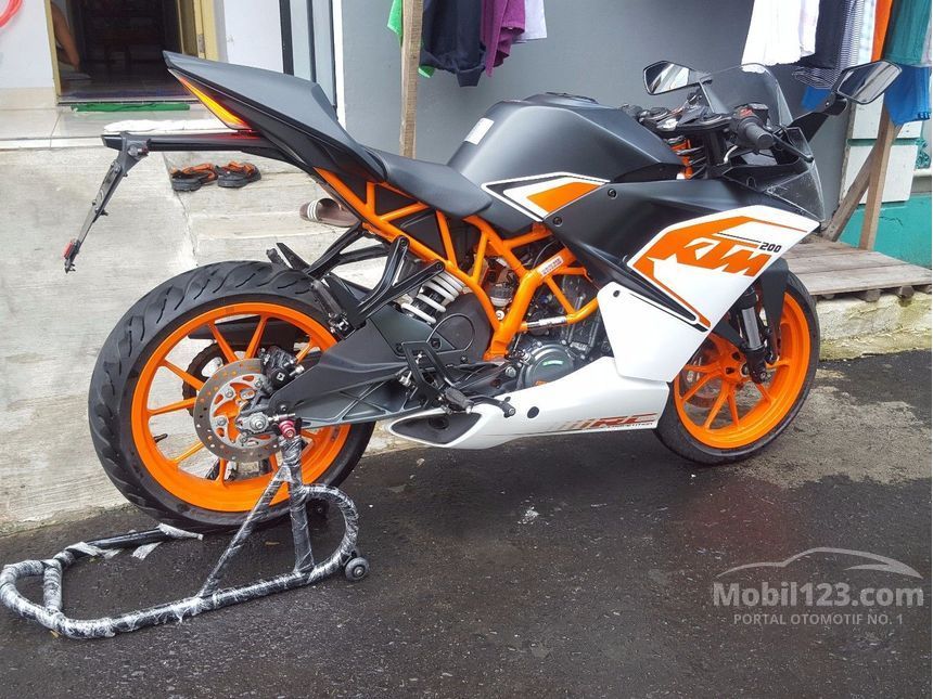 Jual Motor KTM RC 200 2017 0.2 di DKI 