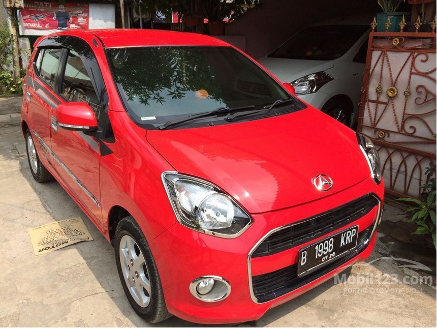 Foto Mobil Ayla Terbaru 2015 - Gambar 08