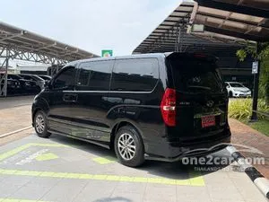 2017 Hyundai H-1 2.5 Deluxe Van
