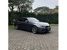 2018 BMW 330i 2.0 M Sport Sedan SUPER LOW ODO SANGAT TERAWAT BERGARANSI 2019 2017 c300 amg