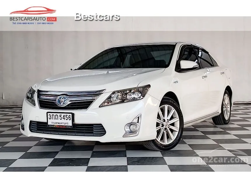 2013 Toyota Camry Hybrid Sedan